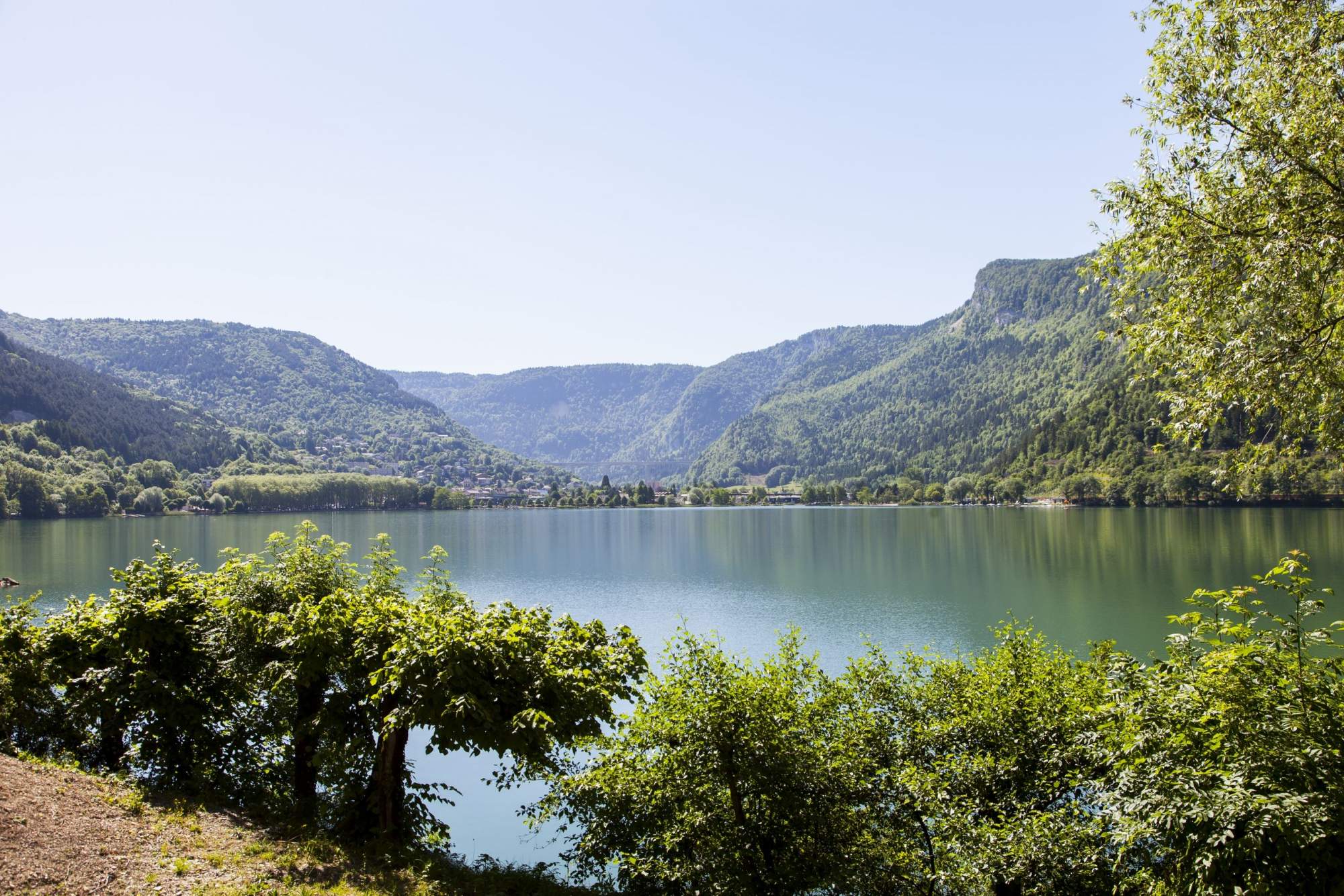 Restaurant Le Belle Rive, à Nantua, Région Naturelle du Bugey