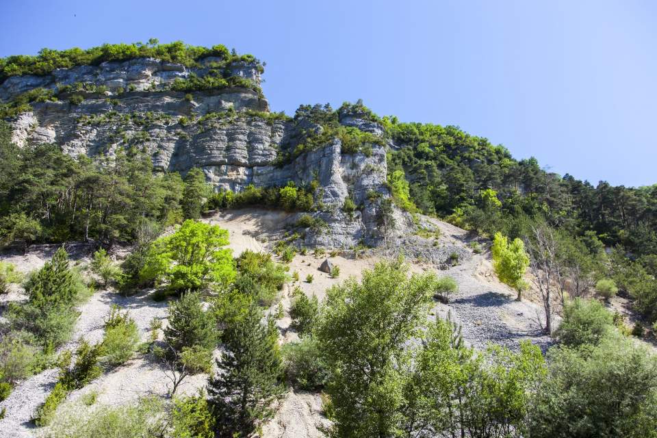 Restaurant dans le Bugey, bord du Lac de Nantua, Le Belle Rive